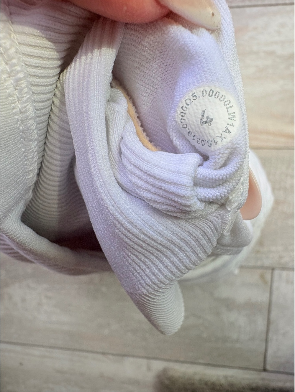 Lululemon White Ribbed Racerback Tank Top Built In Bra Size 4 - Picture 6 of 8